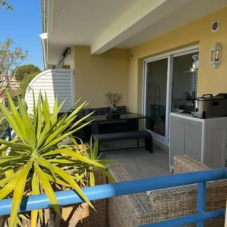 公寓 Spacieux T2 - Grande Terrasse Fréjus